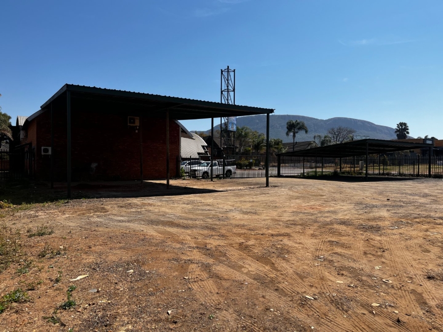 To Let commercial Property for Rent in Melodie North West